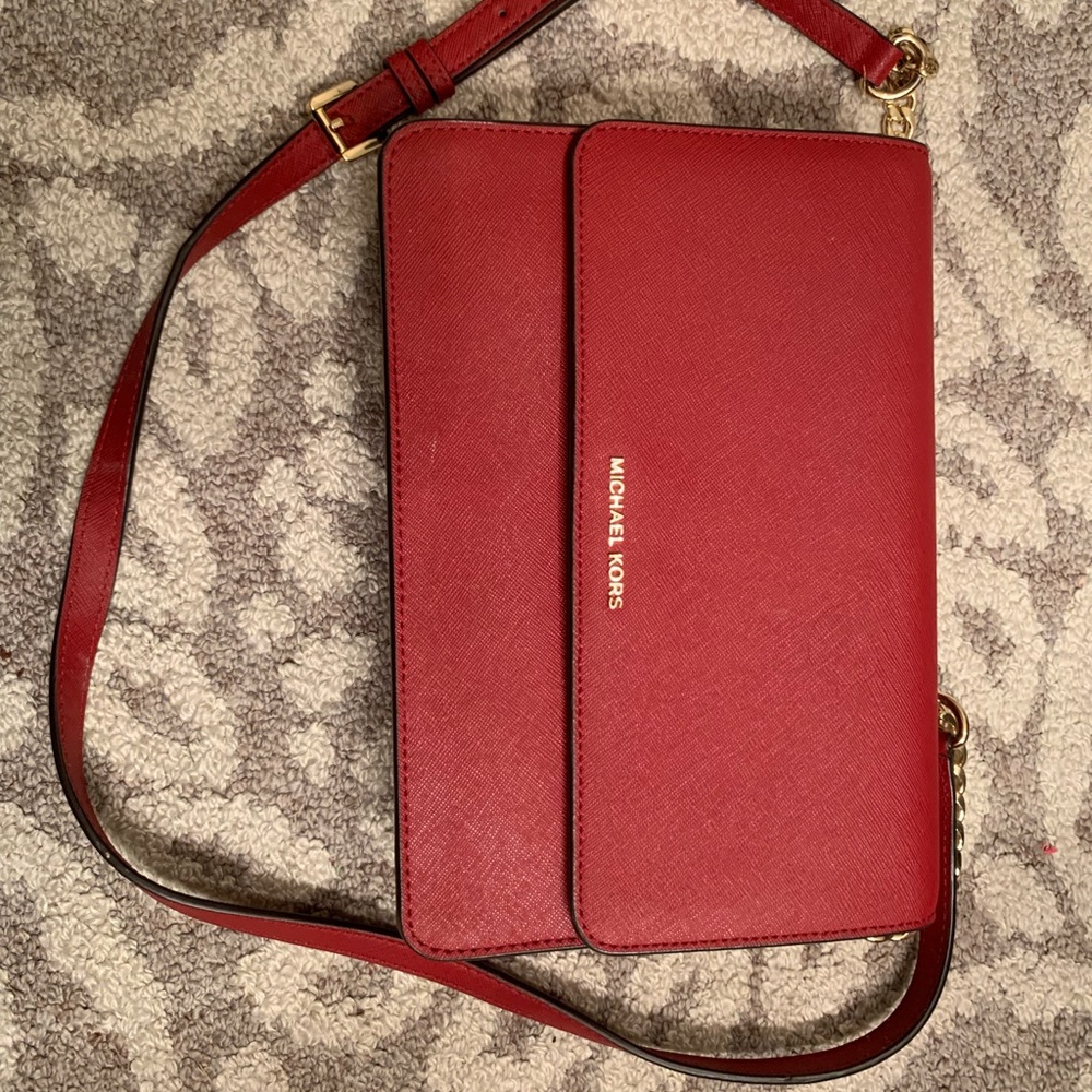 Red Michael Kors (Daniela) Purse and of Crossbody
